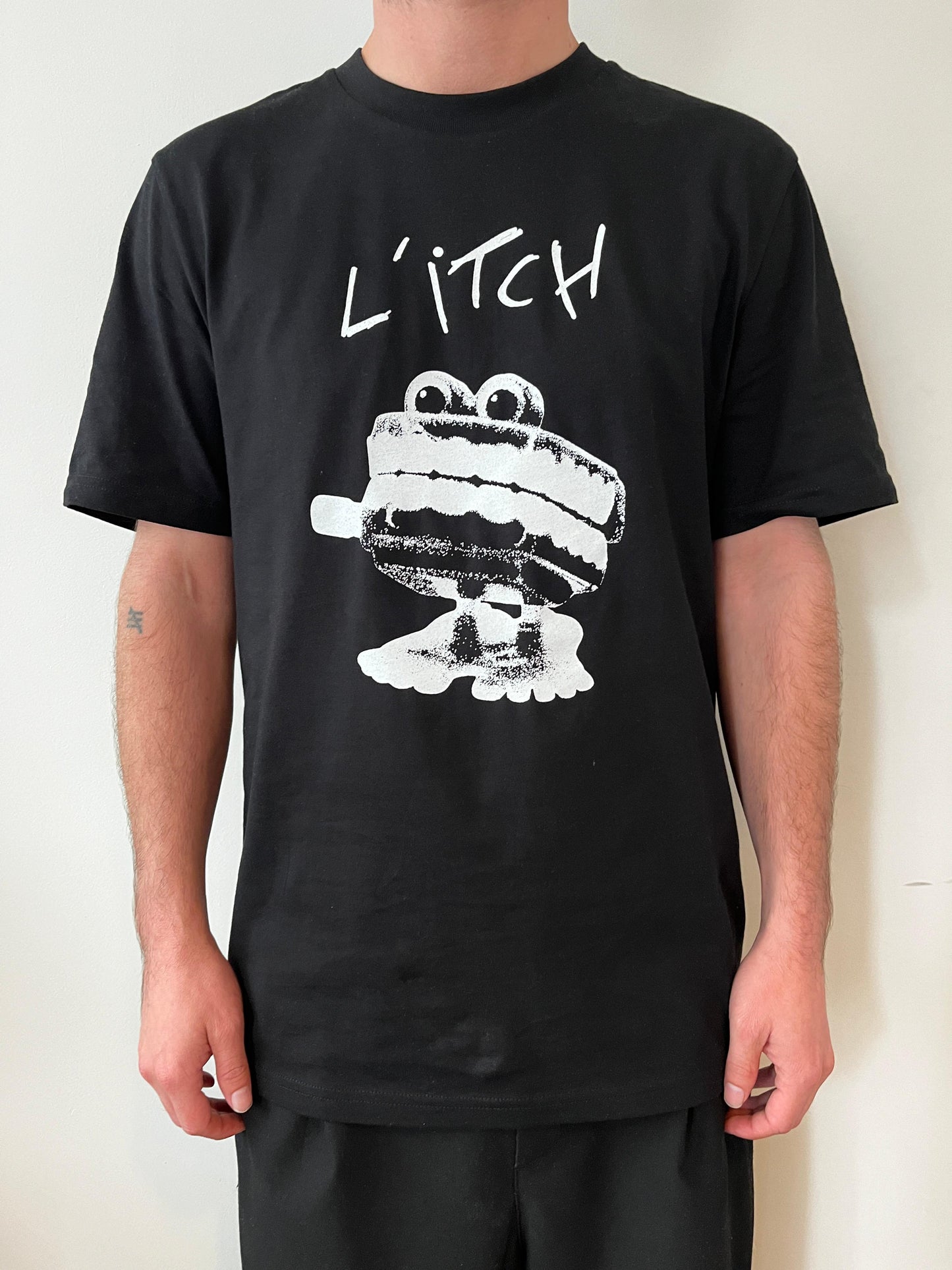 Fa Zhou Teeth - Artwork Tee